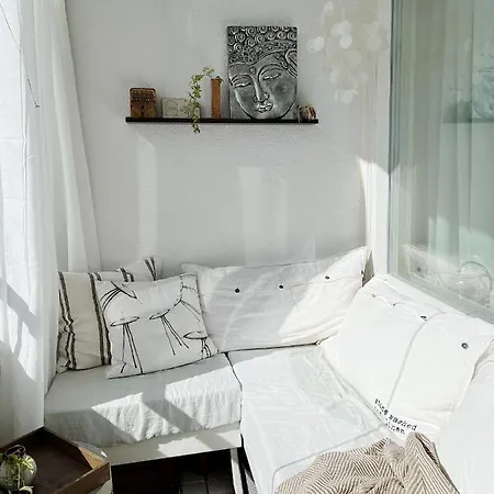 Apartament Cozy 1 Bedroom With Free Parking *