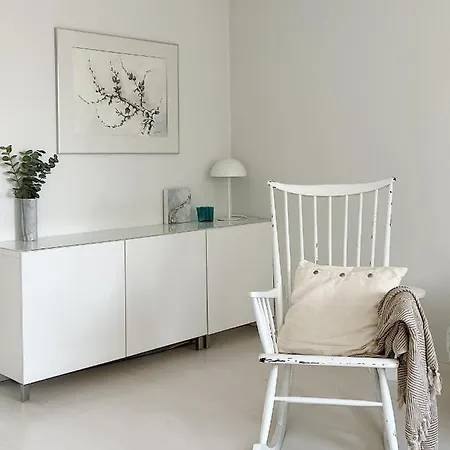 Cozy 1 Bedroom With Free Parking Apartament